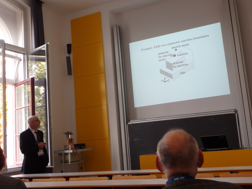 doklad-holmyanskogo.jpg Доклад Холмянского